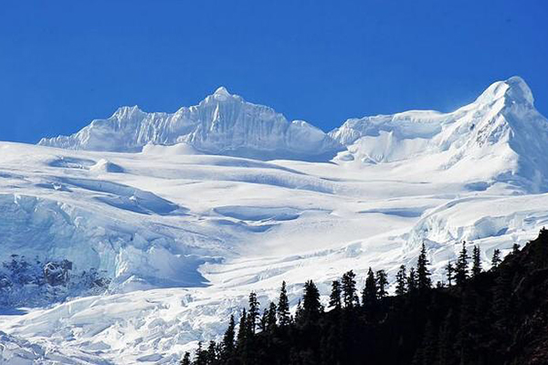 拉薩-納木錯-林芝-波密-崗云杉林-米堆 -然烏湖7晚8日