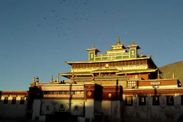 山南-桑耶寺-桑耶沙丘-雍布拉康(遠觀)-昌珠寺1日游
