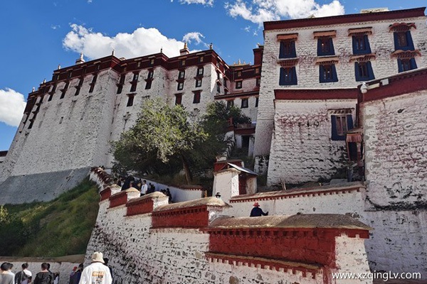 西藏和拉薩是同一個地方嗎