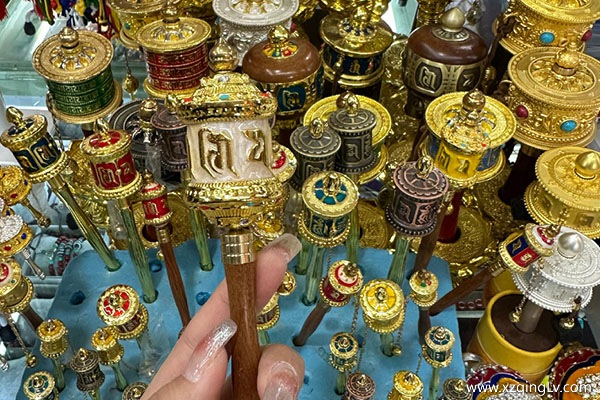 西藏旅游一般多少錢