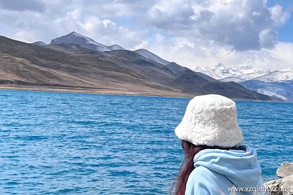 去西藏跟團還是自己去