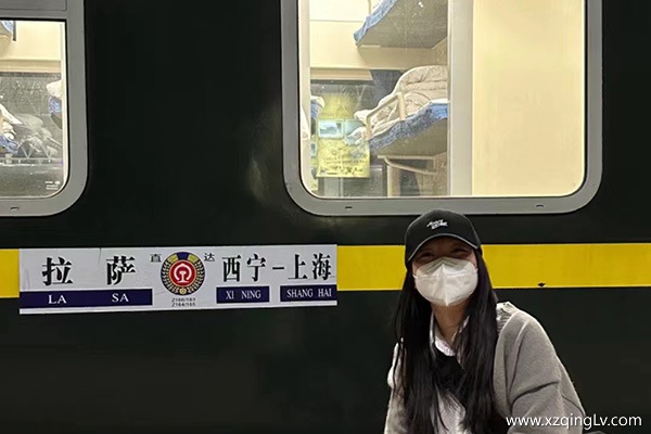 去拉薩坐火車哪趟最美